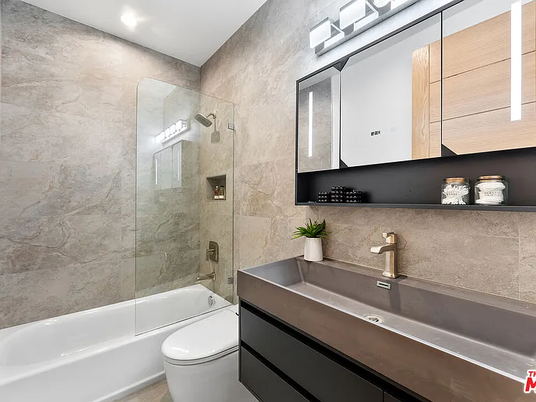 3932 Minerva Ave — Photo 15