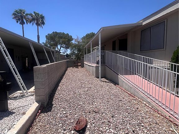 3rd image of 5565 Tres Piedras Rd
