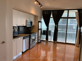 33 Charles St E #3908, Toronto, ON M4Y 0A2