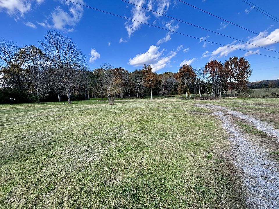1st image of 4740 Ash Hill Rd
