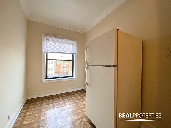 5th image of 2244 W Wilson Ave #2244308