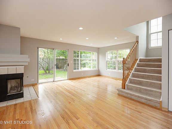 2nd image of 9039 Heathwood Cir #D