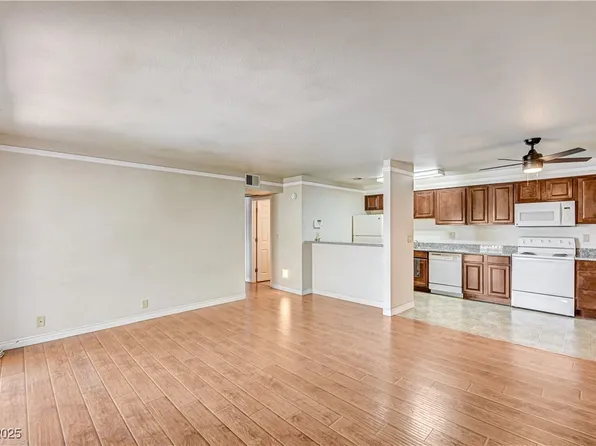 4960 Indian River Dr Unit 470, Las Vegas, NV 89103
