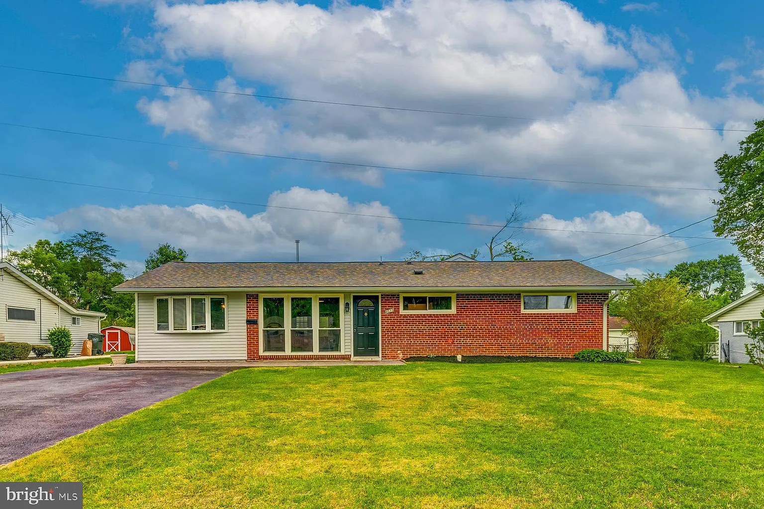 4515 Roundhill Rd photo 1