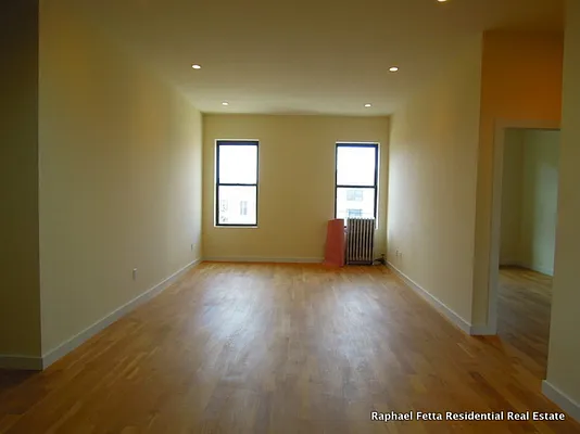 Rented by Bohemia Realty Group | media 38