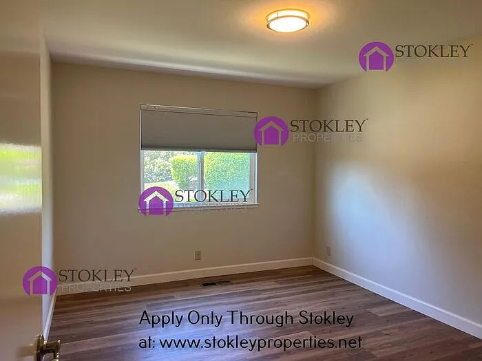 4045 Rhoda Way — Photo 25