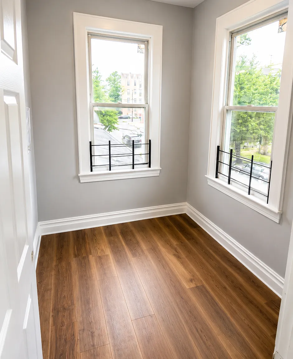 5 bed, 1000 sqft, $3,450 — Photo 3