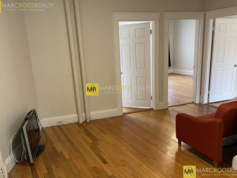 370 Chestnut Hill Ave #21 — Photo 8