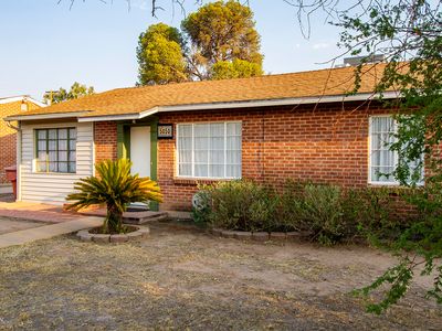 5050 E 2nd St, Tucson, AZ, 85711