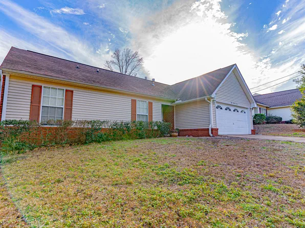 801 Sparkleberry Cv, Niceville, FL 32578