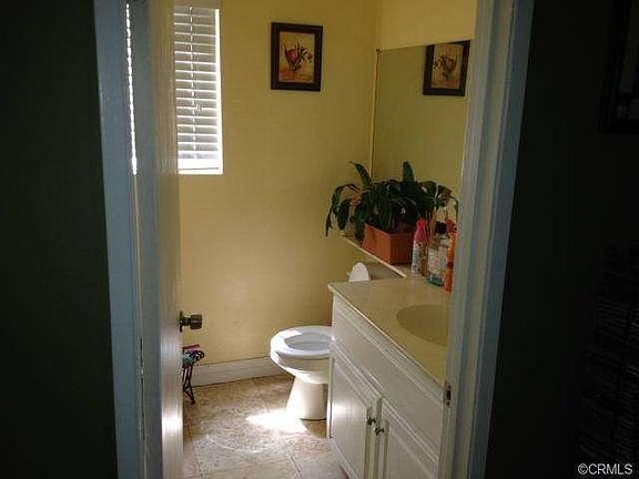 5th image of 18252 Cummings St