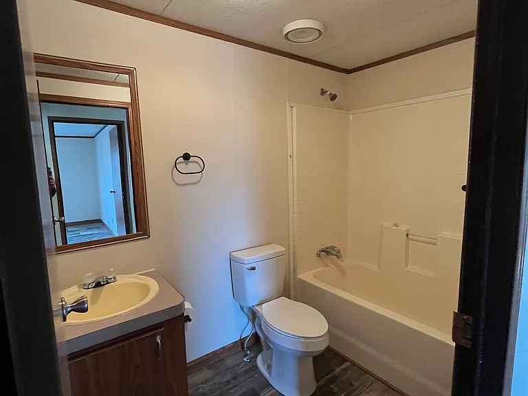 130 Paige Dr — Photo 11