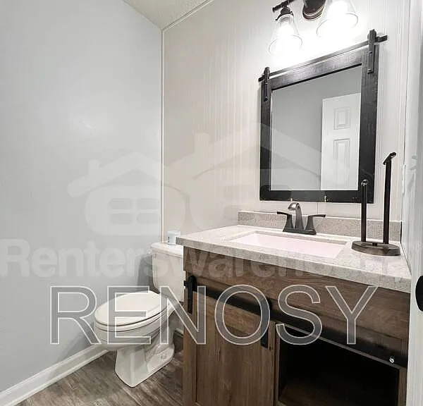1709 NE Sherman Ct — Photo 13