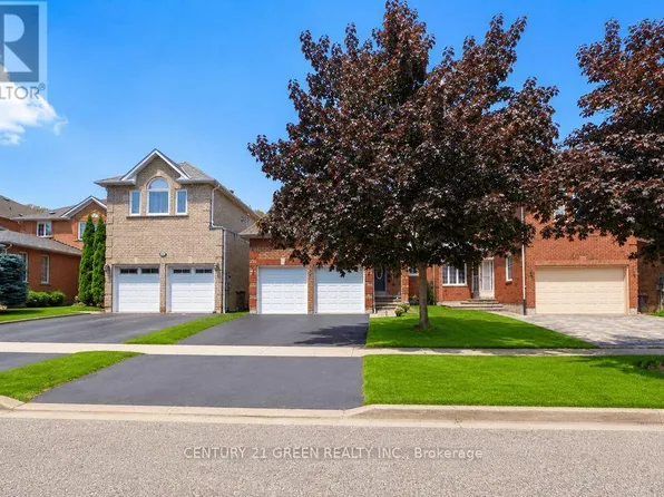 1446 Grossi St, Mississauga, ON L5V 1T8