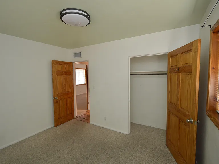 223 N Bentley Ave — Photo 6