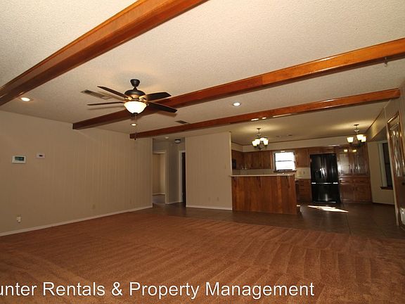 4th image of 1601 Ruiz Dr