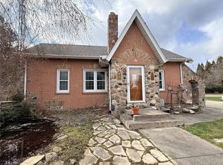 3194 S Vassar Rd, Burton, MI 48519