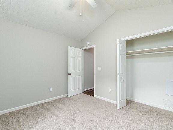 4th image of 3200 Trotter Rd