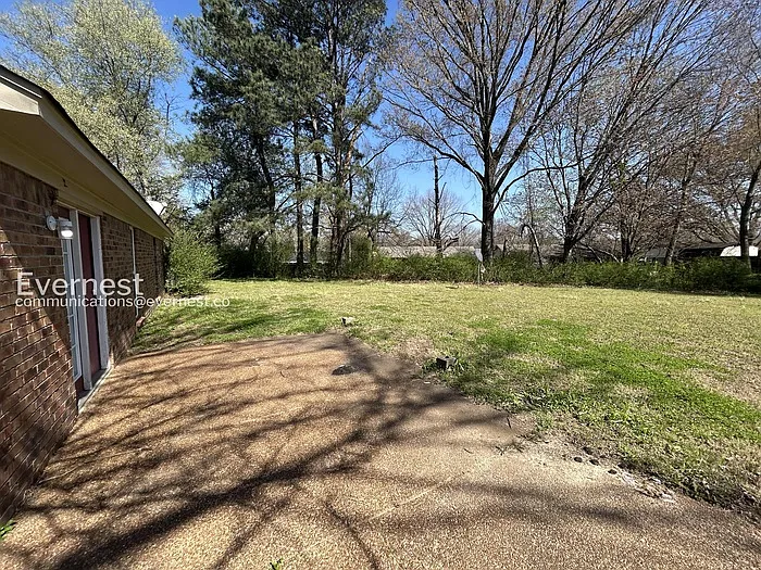 6585 Fairwood Cv — Photo 21