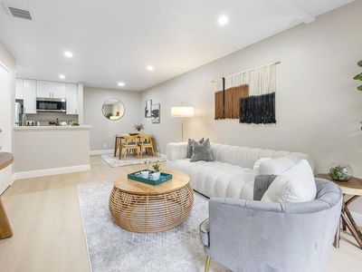 385 Mandarin Dr APT 4, Daly City, CA, 94015