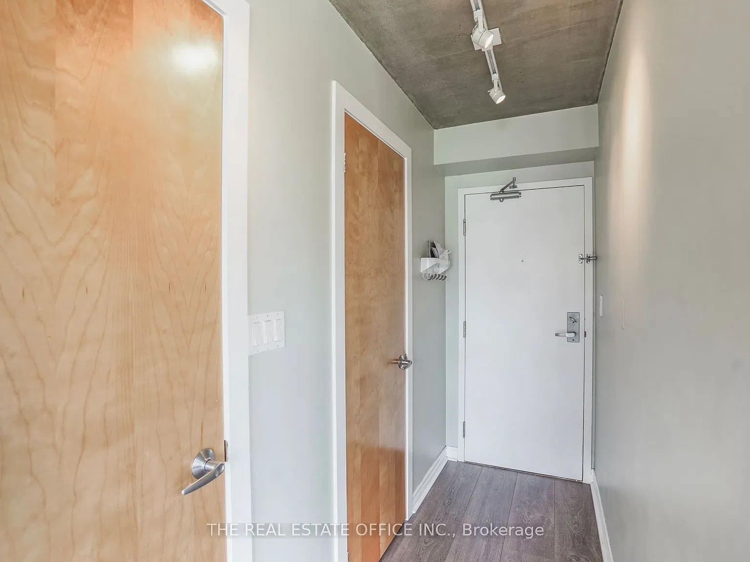 2 bed, $3,500 — Photo 3