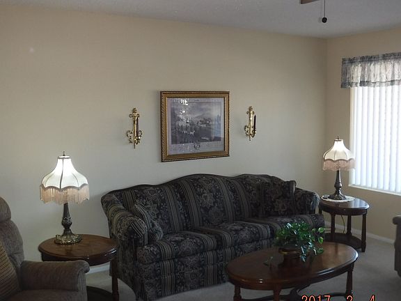 3rd image of 4023 E Capri Ave