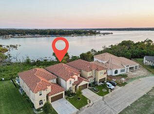 9053 Lakeside Dr, Fort Worth, TX 76179