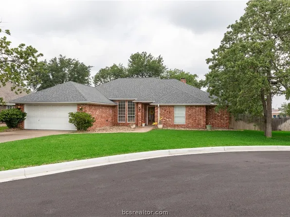 1803 Fernhaven Cir, College Station, TX 77840