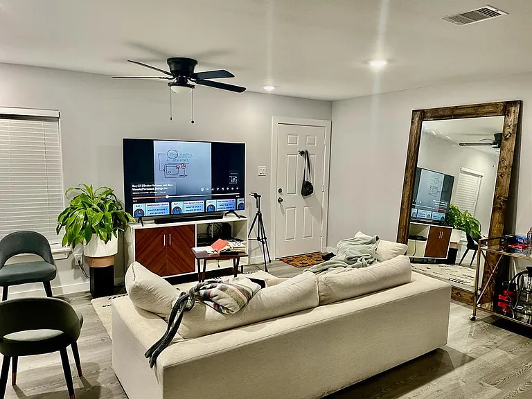 8029 Record St — Photo 3