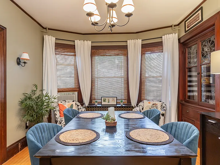 256 Maple St #1 — Photo 3