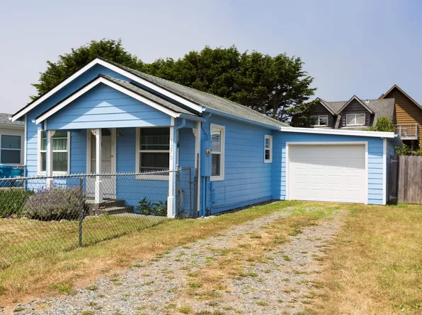 1270 Lipowitz Ave, Crescent City, CA 95531