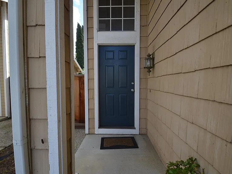 2952 Creek Point Dr — Photo 2