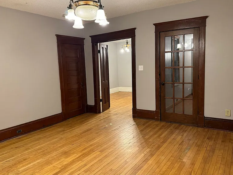 2630 Grand St NE — Photo 3