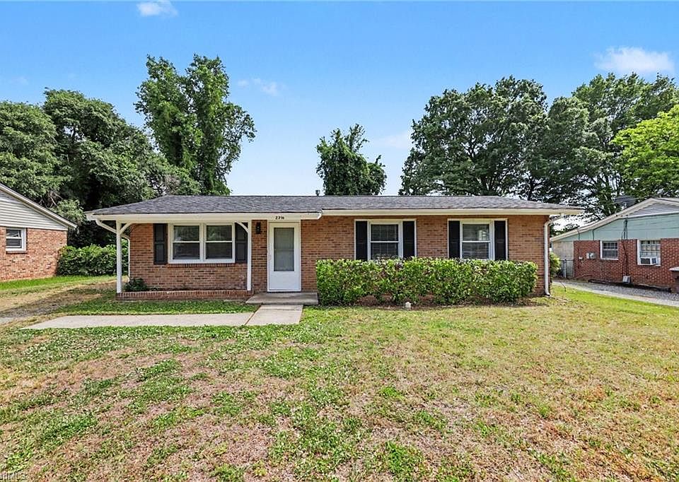 1st image of 2316 Larkspur Dr
