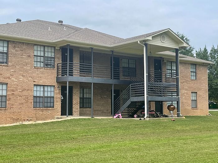 1st image of 1955 Keathley Dr #35