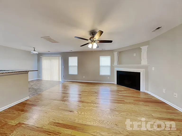 931 Rook Rd — Photo 3