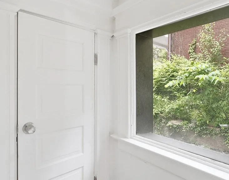 568 Hale Ave — Photo 22