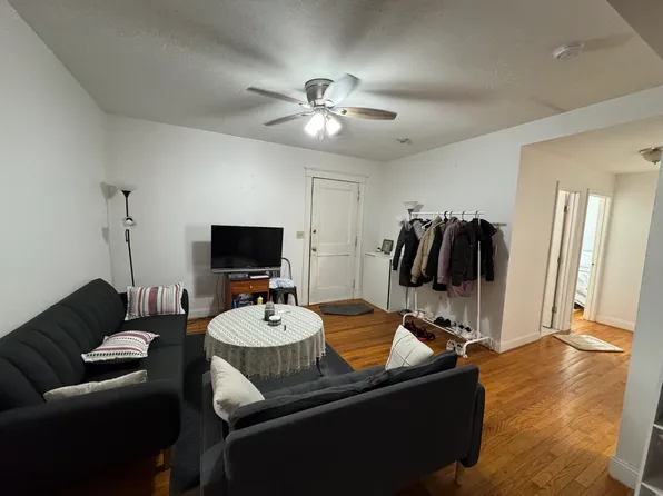 23 Egremont Rd APT 2, Boston, MA 02135