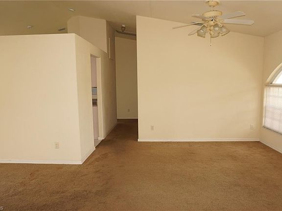 4th image of 1434 SE 15th Ter