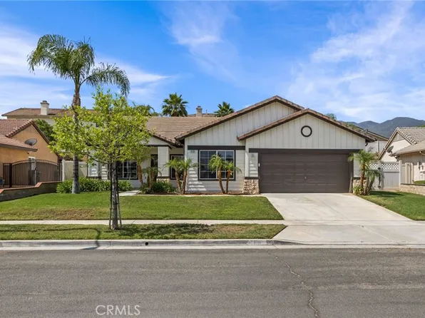 1318 Baldwin Dr, Corona, CA 92881