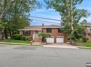 249 Virginia Ave, Fort Lee, NJ 07024