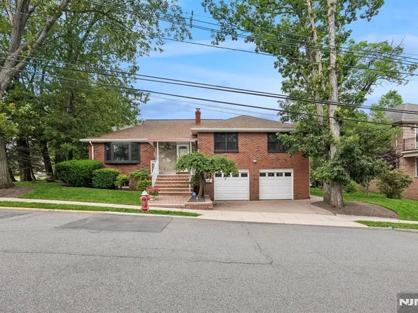 249 Virginia Ave, Fort Lee, NJ 07024