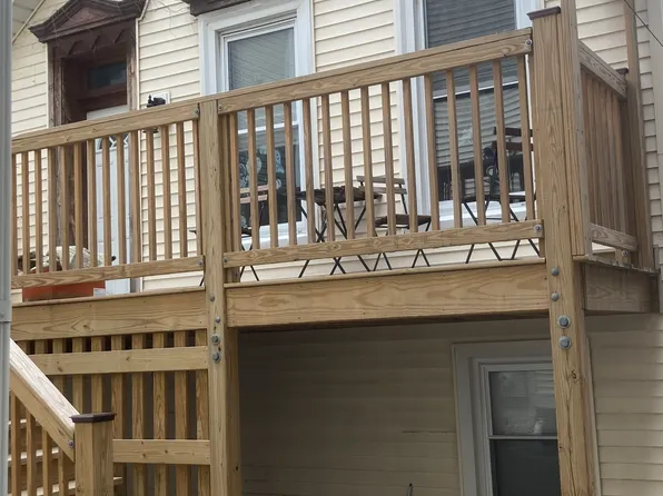 2941 N Racine Ave, Chicago, IL 60657