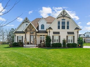 909 Larkspur Ln, Lebanon, TN 37087