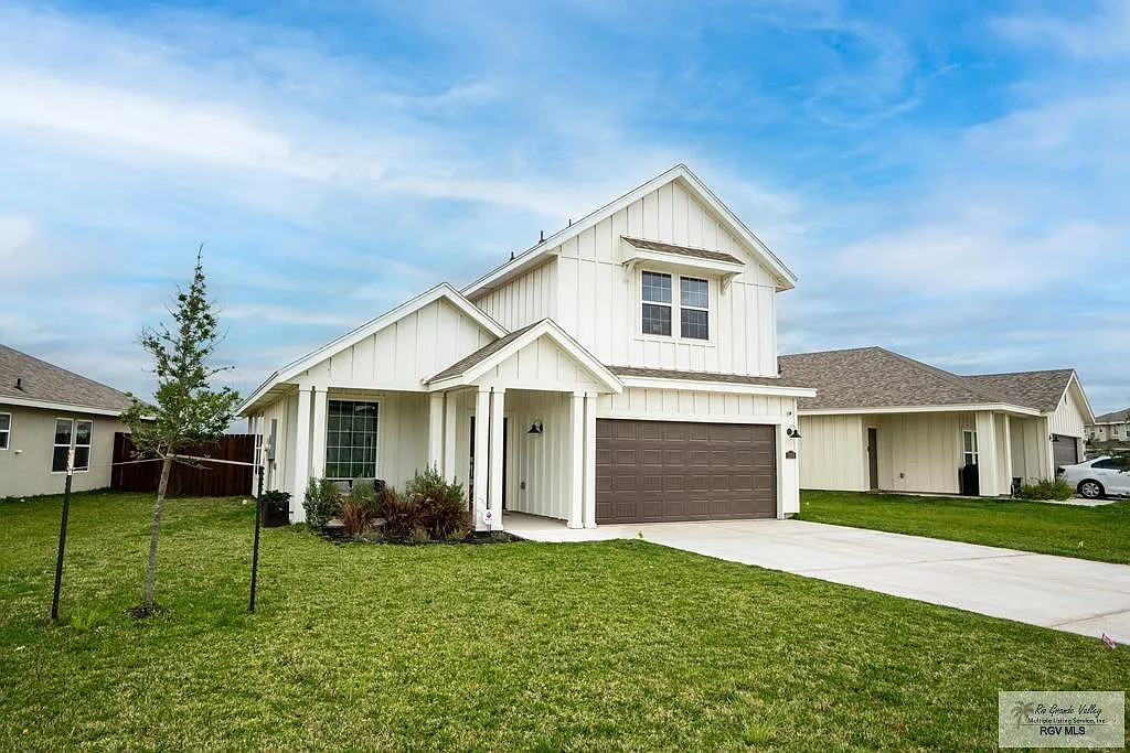 3 bed, 2.5 bath, 2164 sqft, $2,750 — Photo 1