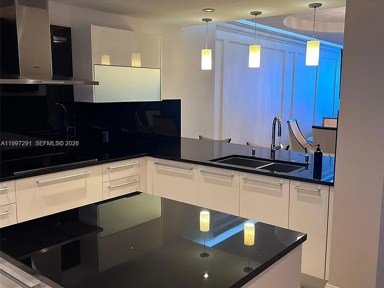 17121 Collins Ave #3304 — Photo 13