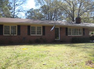 103 Terrace Rd, West Point, GA 31833