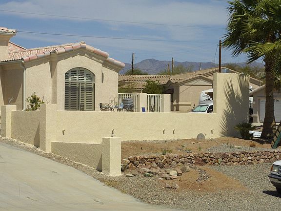 2nd image of 2371 Fremont Dr