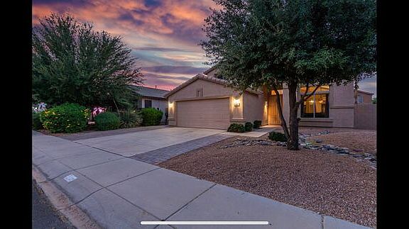 4th image of 2180 E Bellerive Pl