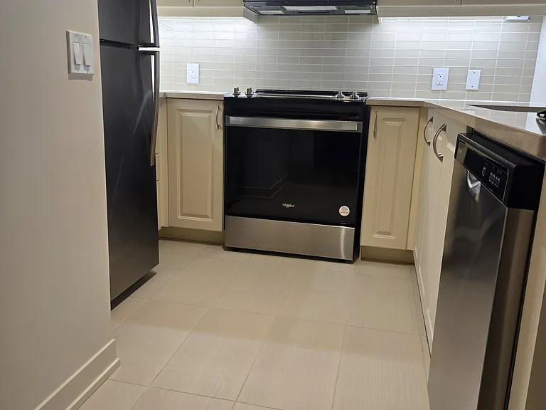 4955 Yonge St #1912 — Photo 7